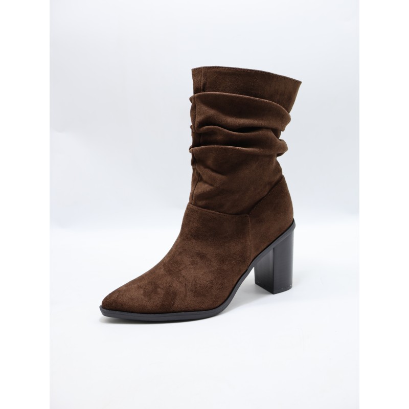 BOTKI DAMSKIE . SIZE: 36-41 (12 PAR/PACZKA) KOLOR JAK NA ZDZIĘCIU