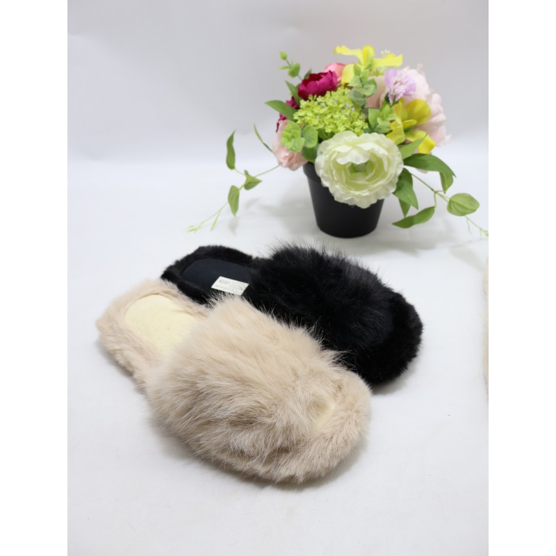 KAPCIE DAMSKIE . SIZE: 36-41 (36 PAR/PACZKA) KOLOR JAK NA ZDZIĘCIU