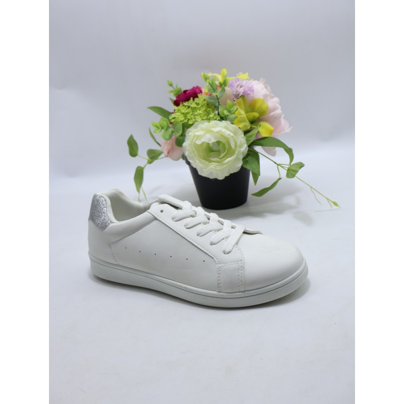 BUTY DAMSKIE . SIZE: 36-41 (12 PAR/PACZKA) KOLOR JAK NA ZDZIĘCIU