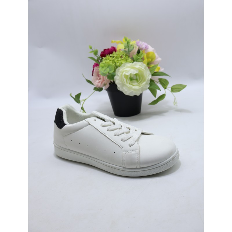 BUTY DAMSKIE . SIZE: 36-41 (12 PAR/PACZKA) KOLOR JAK NA ZDZIĘCIU