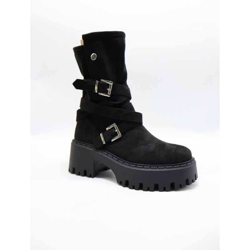 BUTY DAMSKIE . SIZE: 36-41 (12 PAR/PACZKA) KOLOR JAK NA ZDZIĘCIU