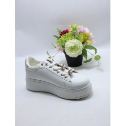 BUTY DAMSKIE . SIZE: 36-41 (12 PAR/PACZKA) KOLOR JAK NA ZDZIĘCIU
