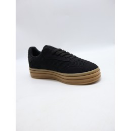 BUTY DAMSKIE . SIZE: 36-41 (12 PAR/PACZKA) KOLOR JAK NA ZDZIĘCIU