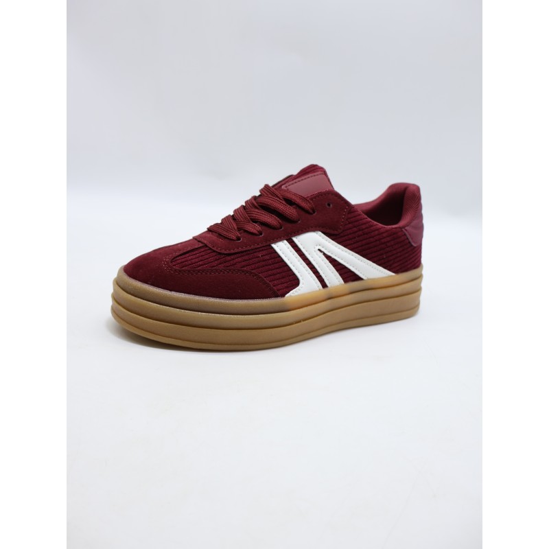BUTY DAMSKIE . SIZE: 36-41 (12 PAR/PACZKA) KOLOR JAK NA ZDZIĘCIU