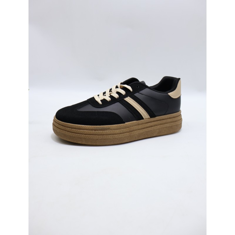 BUTY DAMSKIE . SIZE: 36-41 (12 PAR/PACZKA) KOLOR JAK NA ZDZIĘCIU
