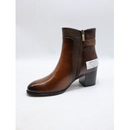 BUTY DAMSKIE . SIZE: 36-41 (12 PAR/PACZKA) KOLOR JAK NA ZDZIĘCIU