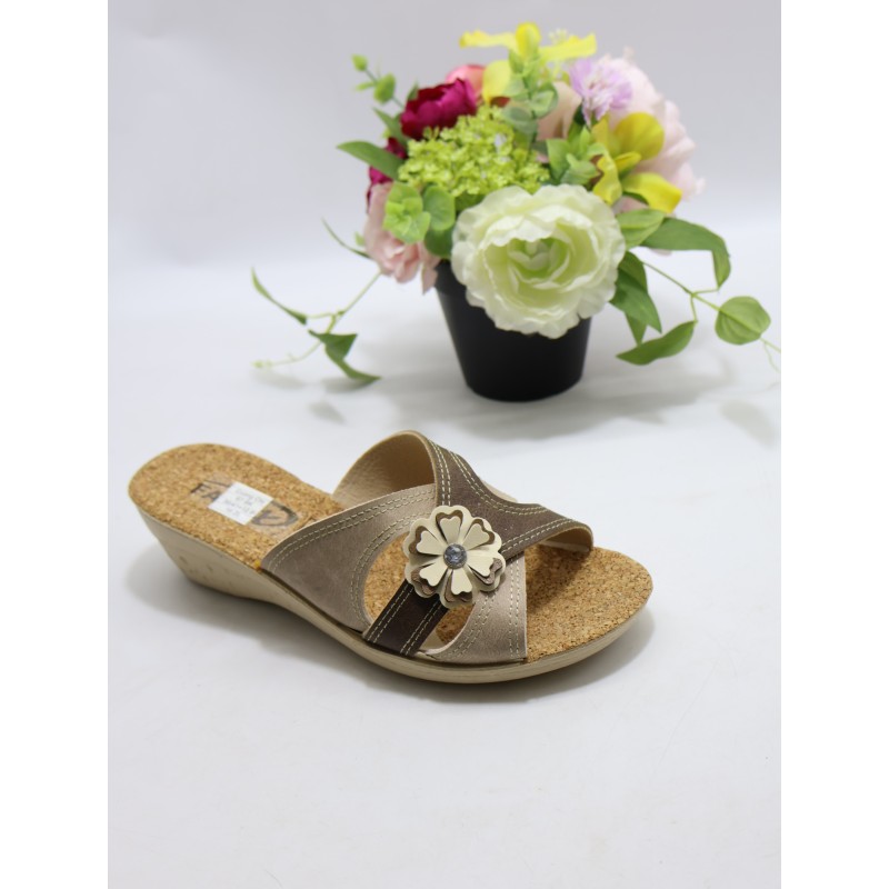 KAPCIE DAMSKIE . SIZE: 36-41 (12 PAR/PACZKA) KOLOR JAK NA ZDZIĘCIU