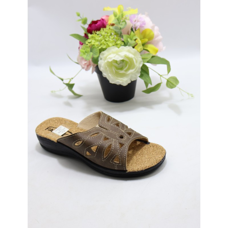 KAPCIE DAMSKIE . SIZE: 36-41 (12 PAR/PACZKA) KOLOR JAK NA ZDZIĘCIU