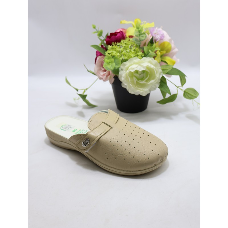 KAPCIE DAMSKIE . SIZE: 36-40 (12 PAR/PACZKA) KOLOR JAK NA ZDZIĘCIU
