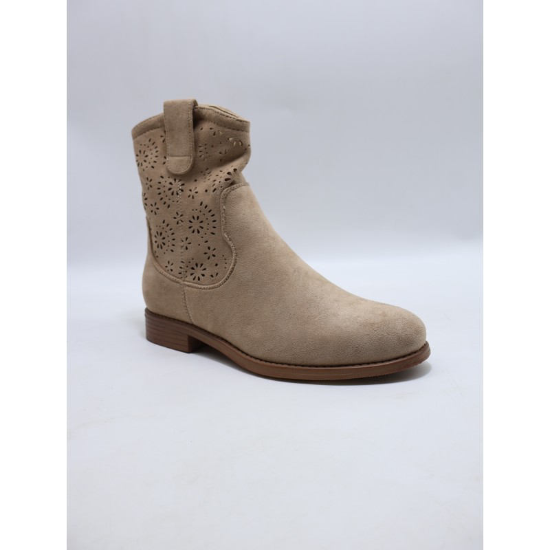 BUTY DAMSKIE . SIZE: 36-41 (12 PAR/PACZKA) KOLOR JAK NA ZDZIĘCIU