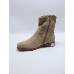 BUTY DAMSKIE . SIZE: 36-41 (12 PAR/PACZKA) KOLOR JAK NA ZDZIĘCIU