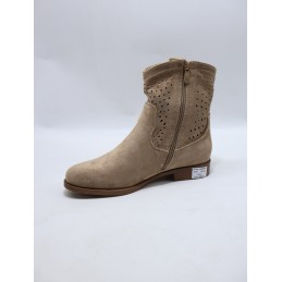 BUTY DAMSKIE . SIZE: 36-41 (12 PAR/PACZKA) KOLOR JAK NA ZDZIĘCIU