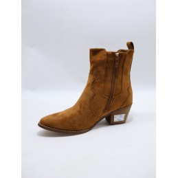 BUTY DAMSKIE . SIZE: 36-41 (12 PAR/PACZKA) KOLOR JAK NA ZDZIĘCIU