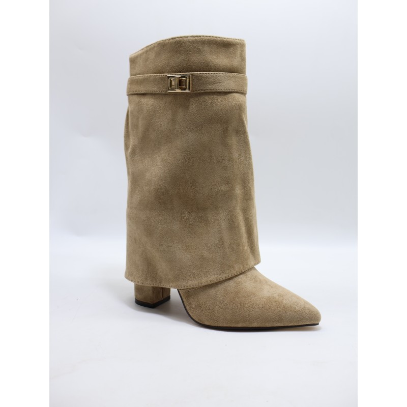 BOTKI DAMSKIE . SIZE: 36-41 (12 PAR/PACZKA) KOLOR JAK NA ZDZIĘCIU