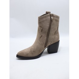 BOTKI DAMSKIE . SIZE: 36-41 (12 PAR/PACZKA) KOLOR JAK NA ZDZIĘCIU