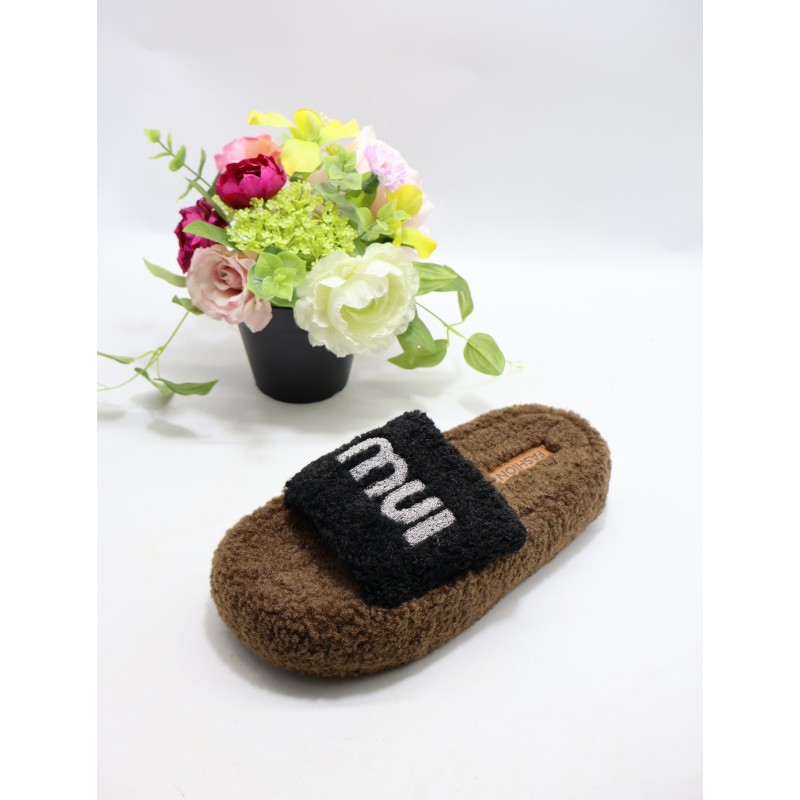 KAPCIE DAMSKIE . SIZE: 37-42 (12 PAR/PACZKA) KOLOR JAK NA ZDZIĘCIU