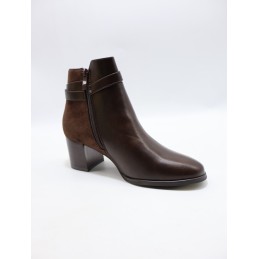 BUTY DAMSKIE . SIZE: 36-41 (12 PAR/PACZKA) KOLOR JAK NA ZDZIĘCIU