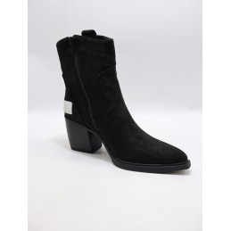 BUTY DAMSKIE . SIZE: 36-41 (12 PAR/PACZKA) KOLOR JAK NA ZDZIĘCIU