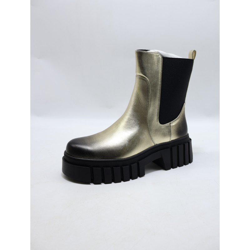 KALOSZE DAMSKIE . SIZE: 36-41 (12 PAR/PACZKA) KOLOR JAK NA ZDZIĘCIU