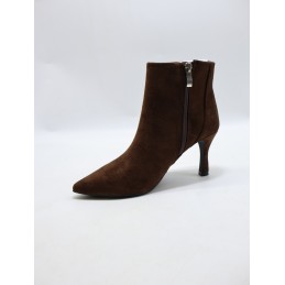 BUTY DAMSKIE . SIZE: 36-41 (12 PAR/PACZKA) KOLOR JAK NA ZDZIĘCIU