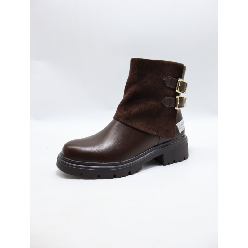 BUTY DAMSKIE . SIZE: 36-41 (12 PAR/PACZKA) KOLOR JAK NA ZDZIĘCIU