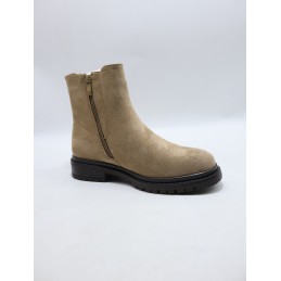 BUTY DAMSKIE . SIZE: 36-41 (12 PAR/PACZKA) KOLOR JAK NA ZDZIĘCIU