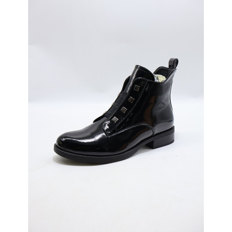 BUTY DAMSKIE . SIZE: 36-41 (12 PAR/PACZKA) KOLOR JAK NA ZDZIĘCIU
