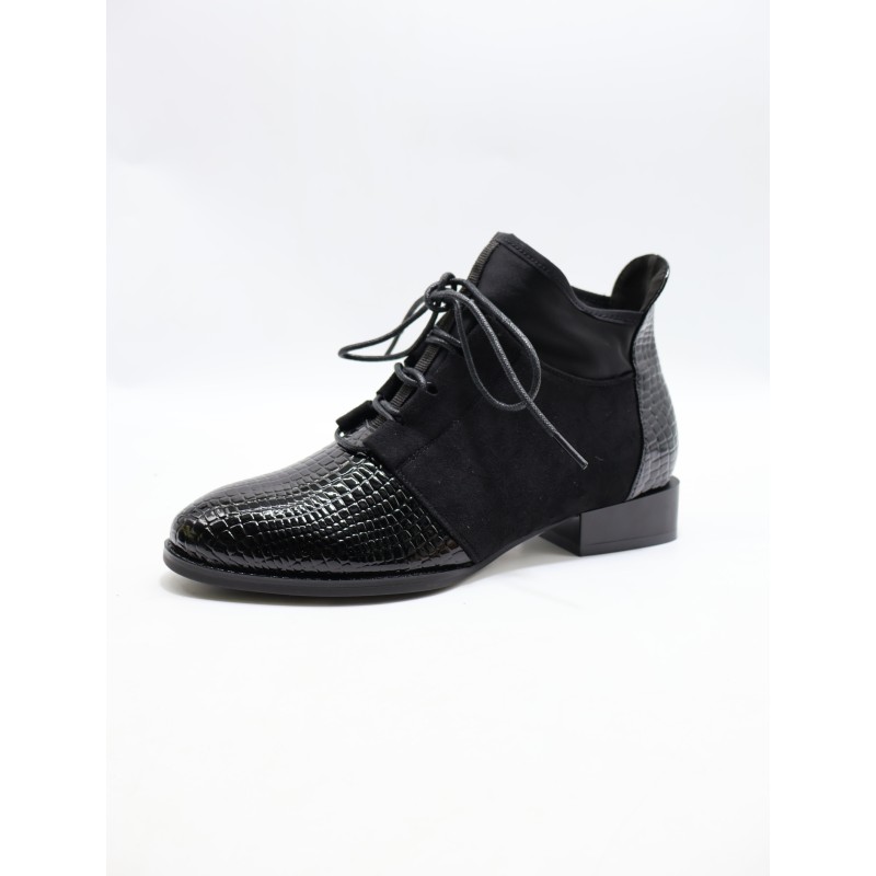 BUTY DAMSKIE . SIZE: 36-41 (12 PAR/PACZKA) KOLOR JAK NA ZDZIĘCIU