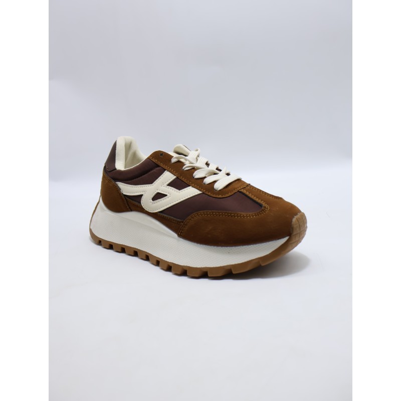 BUTY DAMSKIE . SIZE: 36-41 (12 PAR/PACZKA) KOLOR JAK NA ZDZIĘCIU