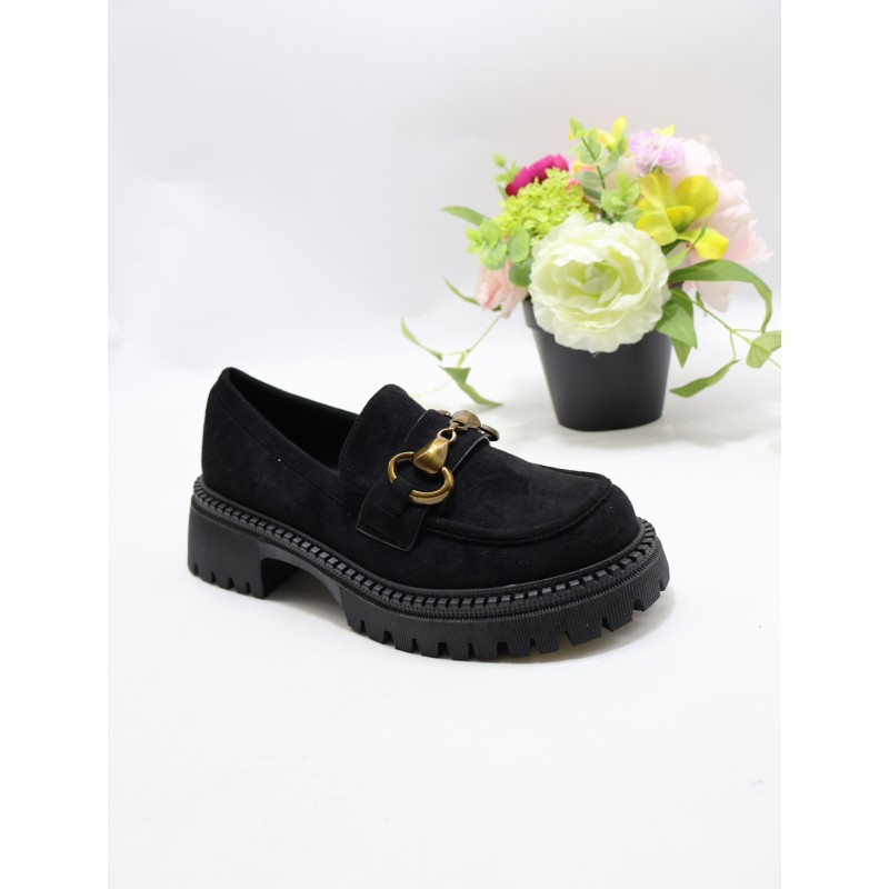 BUTY DAMSKIE . SIZE: 36-41 (12 PAR/PACZKA) KOLOR JAK NA ZDZIĘCIU
