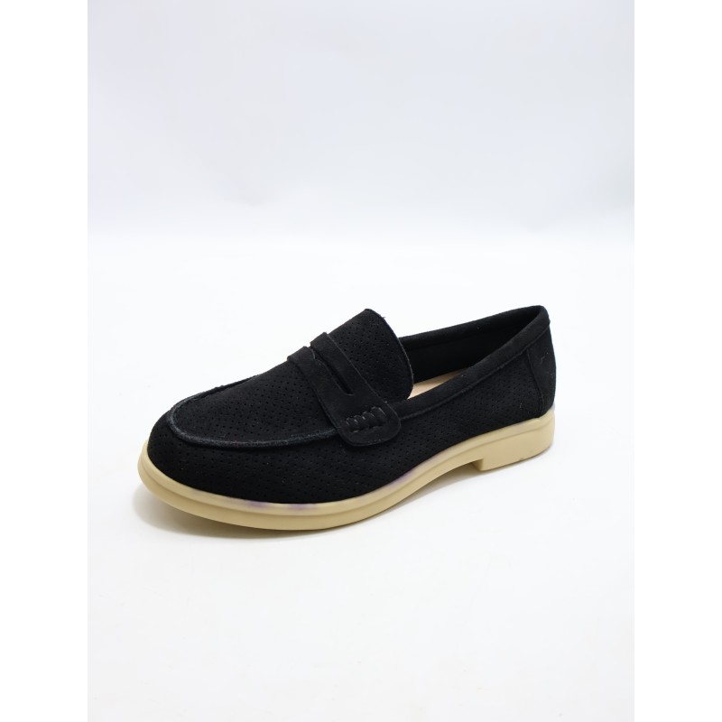 BUTY DAMSKIE . SIZE: 36-41 (12 PAR/PACZKA) KOLOR JAK NA ZDZIĘCIU