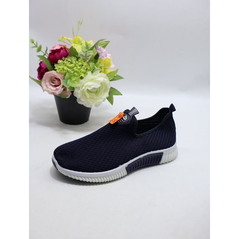 BUTY DAMSKIE . SIZE: 39-43 (8 PAR/PACZKA) KOLOR JAK NA ZDZIĘCIU