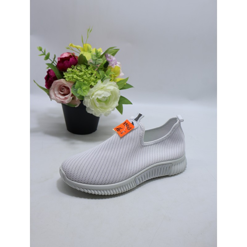 BUTY DAMSKIE . SIZE: 39-43 (8 PAR/PACZKA) KOLOR JAK NA ZDZIĘCIU