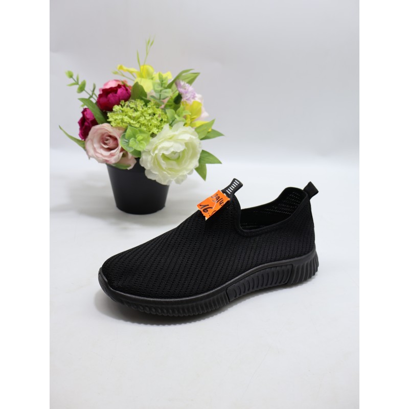 BUTY DAMSKIE . SIZE: 39-43 (8 PAR/PACZKA) KOLOR JAK NA ZDZIĘCIU