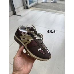 Buty Sportowe...