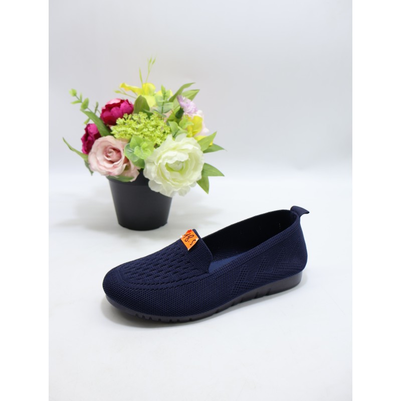 BUTY DAMSKIE . SIZE: 36-41 (12 PAR/PACZKA) KOLOR JAK NA ZDZIĘCIU