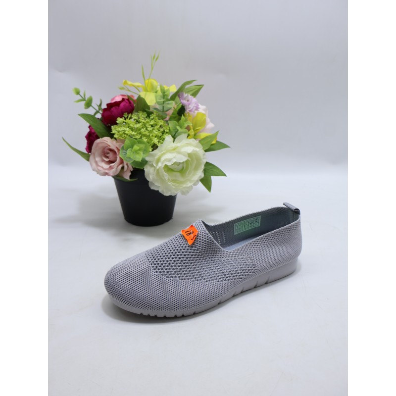 BUTY DAMSKIE . SIZE: 36-41 (12 PAR/PACZKA) KOLOR JAK NA ZDZIĘCIU