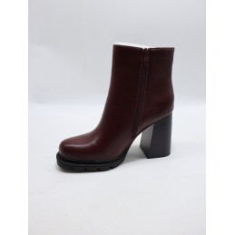 BUTY DAMSKIE . SIZE: 36-41 (12 PAR/PACZKA) KOLOR JAK NA ZDZIĘCIU