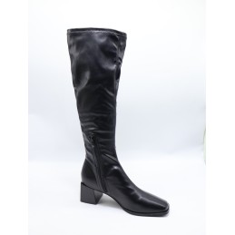 BOTKI DAMSKIE .SIZE: 36-41 (12 PAR/PACZKA) KOLOR JAK NA ZDZIĘCIU