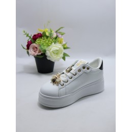 BUTY DAMSKIE .SIZE: 36-41 (12 PAR/PACZKA) KOLOR JAK NA ZDZIĘCIU