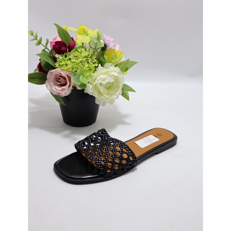 KLAPKI DAMSKIE. Size 36/41 ( 12 par/Paczka) Kolor jak na zdzięciu