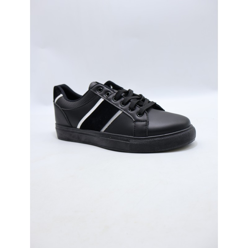 BUTY MĘSKIE .SIZE: 40-45 (12 PAR/PACZKA) KOLOR JAK NA ZDZIĘCIU