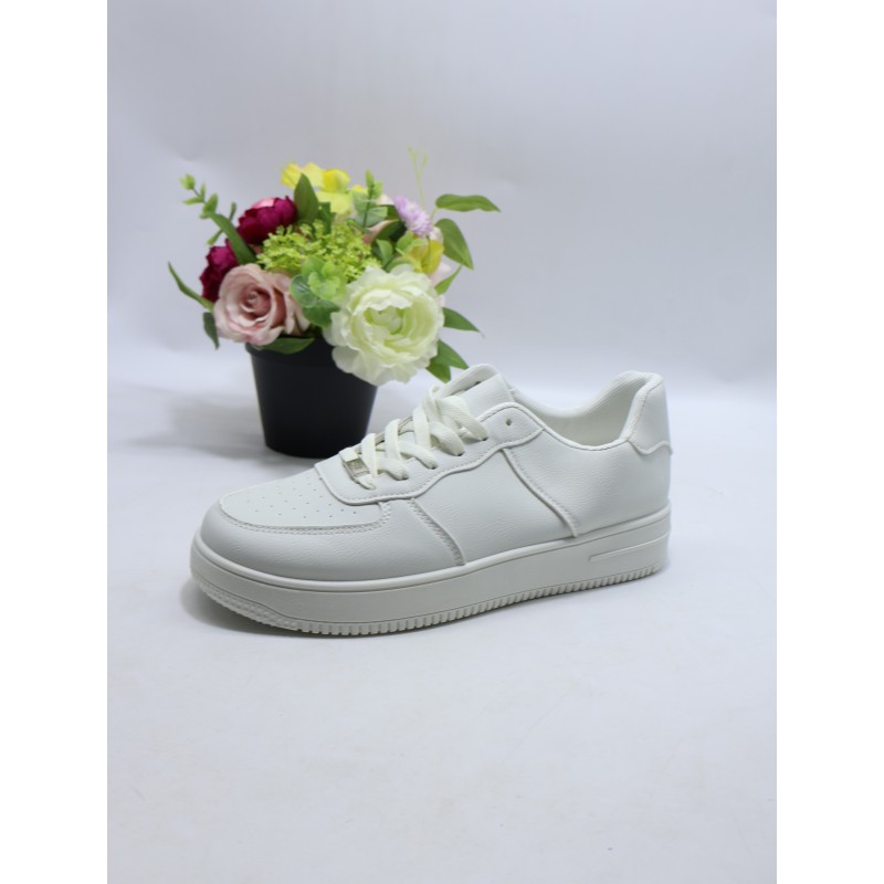 BUTY MĘSKIE .SIZE: 40-45 (12 PAR/PACZKA) KOLOR JAK NA ZDZIĘCIU