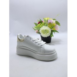 BUTY DAMSKIE .SIZE: 36-41 (12 PAR/PACZKA) KOLOR JAK NA ZDZIĘCIU