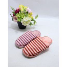 KAPCIE DAMSKIE .SIZE: 36-41...