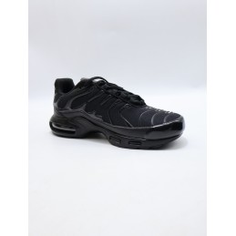 BUTY MĘSKIE .SIZE: 41-46 (12 PAR/PACZKA) KOLOR JAK NA ZDZIĘCIU