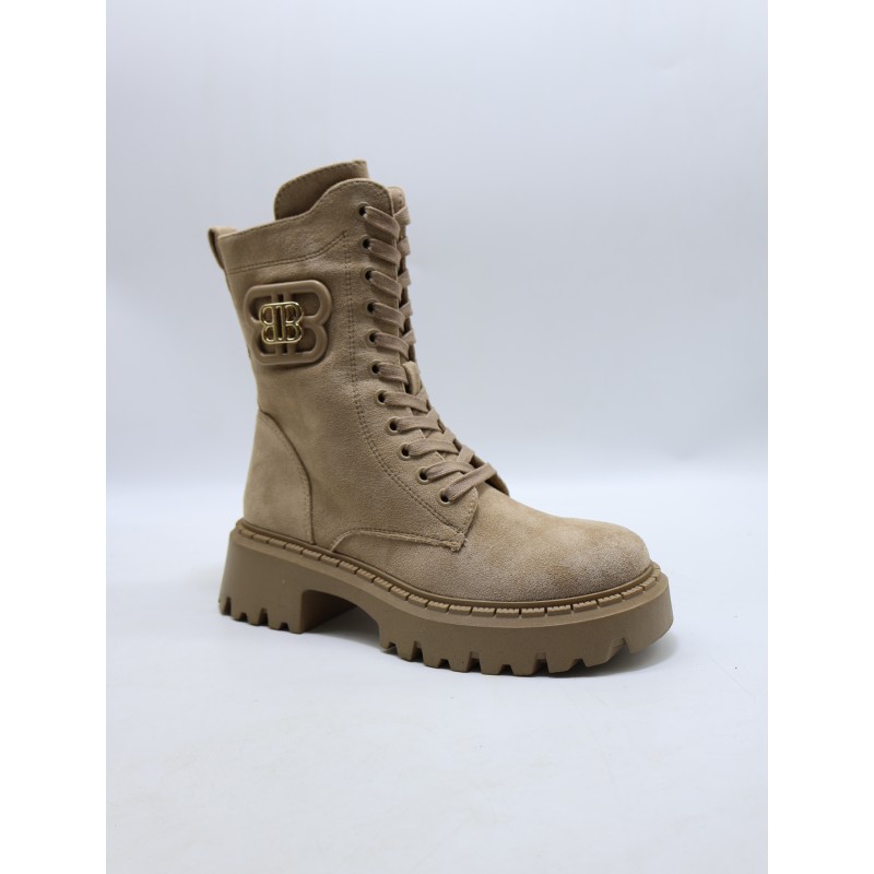 BUTY DAMSKIE .SIZE: 36-41 (12 PAR/PACZKA) KOLOR JAK NA ZDZIĘCIU.