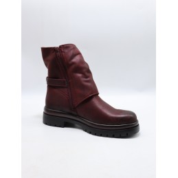 BUTY DAMSKIE .SIZE: 36-41 (12 PAR/PACZKA) KOLOR JAK NA ZDZIĘCIU.
