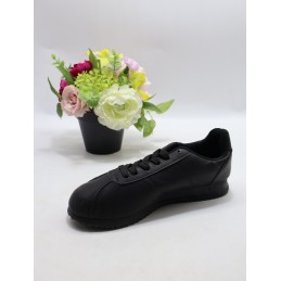 BUTY DAMSKIE. SIZE: 36/41 (12 PAR/PACZKA) KOLOR JAK NA ZDZIĘCIU