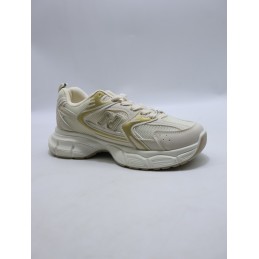 BUTY DAMSKIE. SIZE: 36/41 (12 PAR/PACZKA) KOLOR JAK NA ZDZIĘCIU